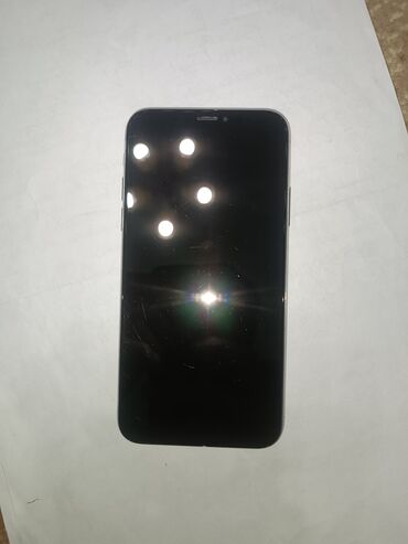 Apple iPhone: IPhone X, 256 GB, Gümüşü, Simsiz şarj — 2