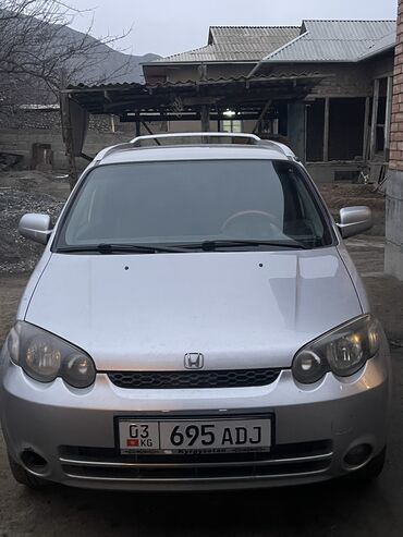 Honda: Honda HR-V: 2002 г., 1.6 л, Механика, Бензин, Внедорожник