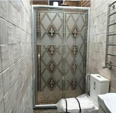 Duş kabinaları, arakəsmələr: Yeni Üstü açıq kabina, Pulsuz çatdırılma