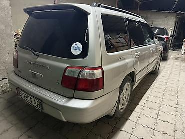 аваринные машины: Subaru Forester: 2000 г., 2 л, Автомат, Бензин, Универсал — 2