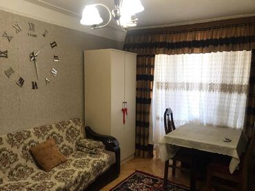 Uzunmüddətli kirayə mənzillər: Yasamal rayonu, İzmir parkının yanında inşa edilmiş 5 mərtəbəli köhnə — 1