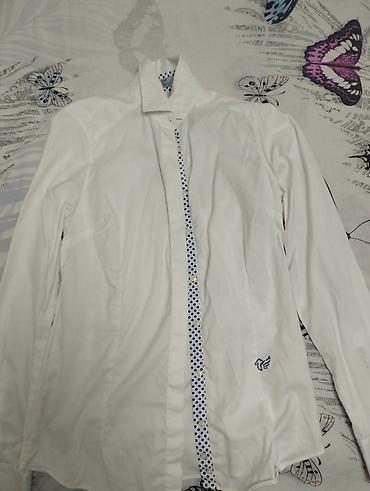 Рубашки: Женские рубашки, размер 42-44,,S. Первое фото на 44 оверсайз, может — 7