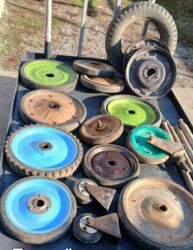 раскладной шкаф с тканевым покрытием: Продаётся колёсы на тачки. прошу за всё 6000сом