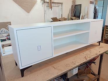 TV altlığı: Düz TV altlığı — 9