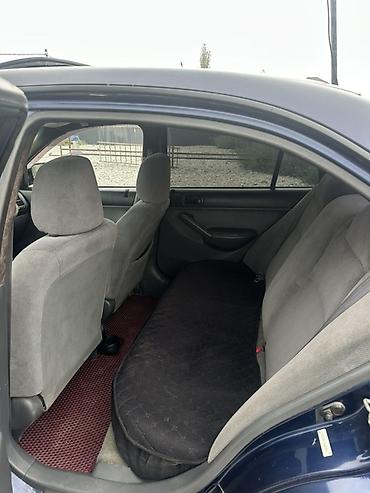 Продажа авто: Honda Civic: 2002 г., 1.7 л, Автомат, Бензин, Седан — 4