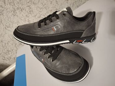 спортивные костюмы kelme: Спорттук бут кийим