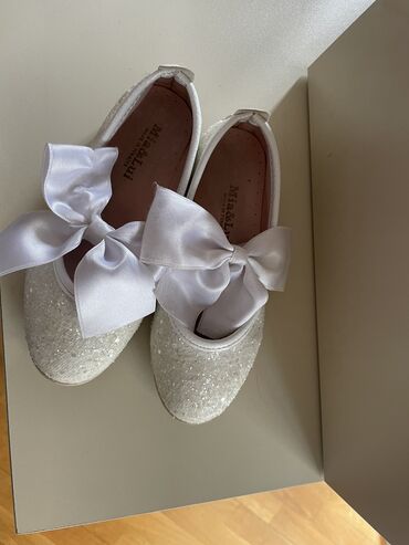 детские туфли для танцев: Красивые модные детские туфли- балетки 29 размер 2 раза носила брала