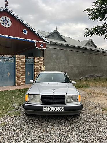 mercedes mühərriki: Mercedes-Benz W124: 2 l | 1991 il Sedan — 4