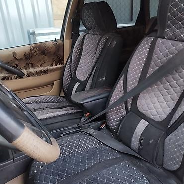 бишкек авторынок: Volkswagen Passat: 1990 г., 1.8 л, Механика, Бензин, Седан — 4