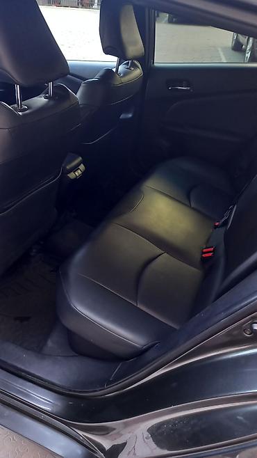 Toyota Prius: 2019 г., 1.8 л, Вариатор, Гибрид, Хетчбек lalafo.kg да — 9 Toyota Prius: 2019 г., 1.8 л, Вариатор, Гибрид, Хетчбек — 9