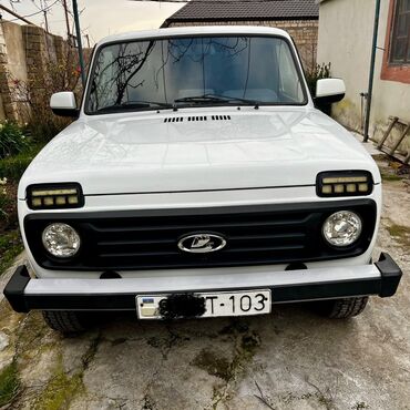 niva maşını: VAZ (LADA) 4x4 Niva: 1.7 l | 2010 il 138000 km Universal