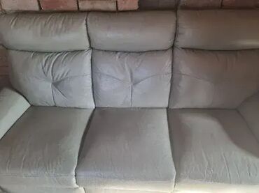 Sofe i kaučevi: Odlican kozni trosed ima napajanje strujom i svoj adapter za sklapanje na lalafo.rs — 12 Sofe i kaučevi: Odlican kozni trosed ima napajanje strujom i svoj adapter za sklapanje — 12