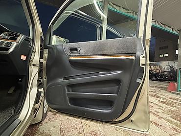 step: Honda Stepwgn: 2003 г., 2 л, Автомат, Бензин, Минивэн — 9