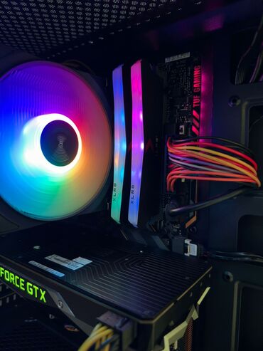 Masaüstü kompüterlər və iş stansiyaları: • CPU : i7 9700K (4.90 GHz) • MB : Asus TUF Z390-PLUS GAMING • RAM  — 8