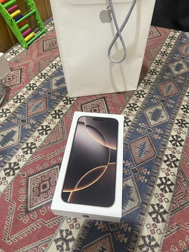 ayfon 10 qiymeti: IPhone 16 Pro Max, 256 GB, Desert Titanium, Barmaq izi, Face ID