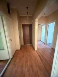 Продажа квартир: 4 комнаты, 80 м², 105 серия, 2 этаж, Старый ремонт at lalafo.kg — 6 Продажа квартир: 4 комнаты, 80 м², 105 серия, 2 этаж, Старый ремонт — 6