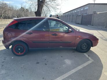 Ford: Ford Focus: 2001 г., 1.6 л, Механика, Бензин, Хэтчбэк — 3