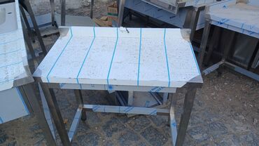 Sifarişlə mətbəx masaları: Dördbucaq masa, Açılmayan — 38