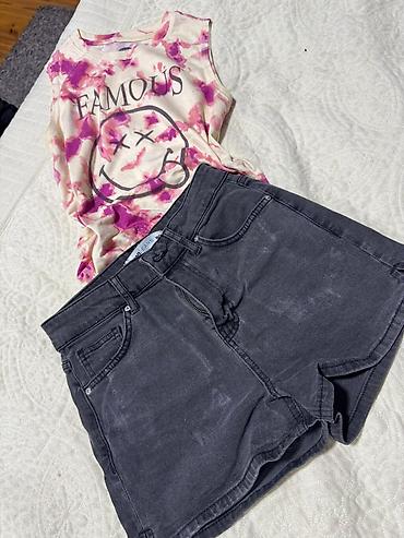 Dəstlər, kostyumlar: Coxsu amerikadan alinib . Hamsi cox yaxwi veziyyetdedir. Her biri 1. 2 — 6