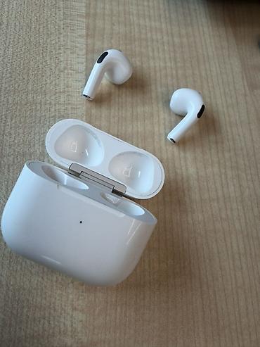 ıpad mini 6: Apple AirPods (3-cü nəsil) simsiz qulaqlıq - Dizayn: Qısa saplı — 2