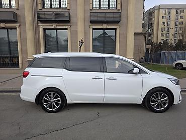 Kia: Kia Carnival: 2019 г., 2.2 л, Автомат, Дизель, Минивэн — 23