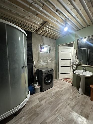 Продажа коттеджей и домов: Продается новый двухэтажный кирпичный дом,на участке 8 соток. Площадь — 9