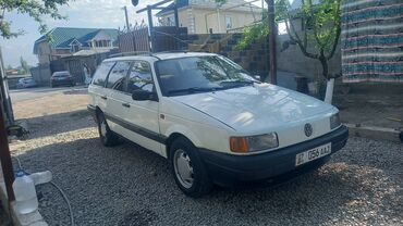 Volkswagen: Volkswagen Passat Variant: 1991 г., 1.8 л, Механика, Бензин, Универсал