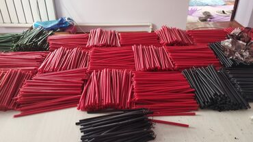 Свечи: Восковые свечи в розницу и оптом продаю . Розовый, жёлтый, чёрный — 8