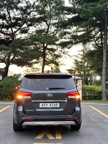 Kia: Kia Carnival: 2018 г., 2.2 л, Автомат, Дизель, Минивэн — 5