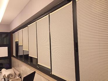 Жалюзи и рольшторы: Плиссе на заказ, замер бесплатный, полностью под ключ установим — 2