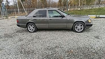 Транспорт: Mercedes-Benz W124: 1993 г., 2 л, Механика, Бензин, Седан — 5