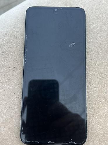 iphone 17 pro kredit: Honor 7A, rəng - Mavi, Qırıq — 1
