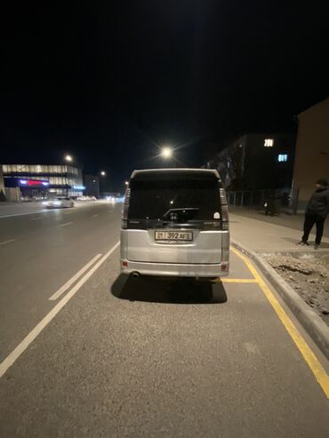 Honda: Honda Stepwgn: 2003 г., 0.2 л, Минивэн — 1