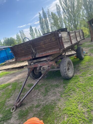 Другой транспорт: Продаю прицеп для трактора самосвал все в рабочем состоянии