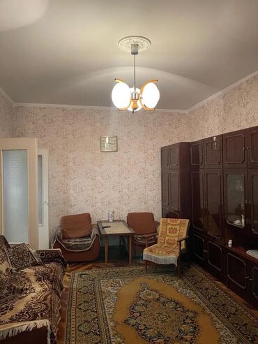 3 комнаты, 75 м², 105 серия, 3 этаж, Старый ремонт