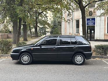 Volkswagen: Volkswagen Golf: 1993 г., 1.8 л, Механика, Бензин, Хэтчбэк — 3