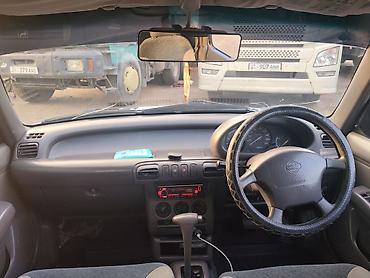 5 vz: Nissan Micra: 1995 г., 1.3 л, Автомат, Бензин, Хэтчбэк — 6