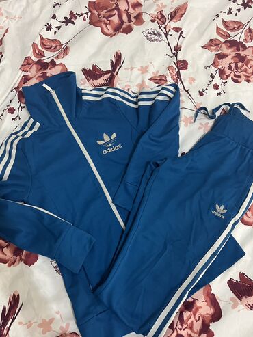 Sweatsuit Sets: Adidas Originals, XS (EU 34), Single-colored, color - Light blue