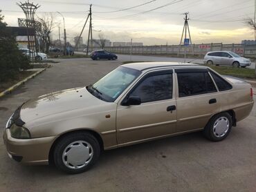 Daewoo: Daewoo Nexia: 2012 г., 1.6 л, Механика, Бензин, Седан