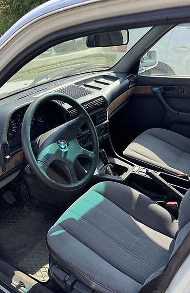 бмв е32: BMW 7 series: 1991 г. — 7