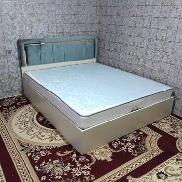 Кровати: Новый, Двуспальная кровать, С подъемным механизмом, С матрасом, С выдвижными ящиками