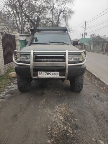 Кенгурятники и подножки: Кенгурятник Toyota, Б/у, Самовывоз, Платная доставка