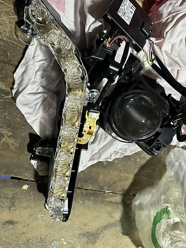 panel: Блок и комплектующие передней светотехники Toyota 70(LED) внутренности — 2