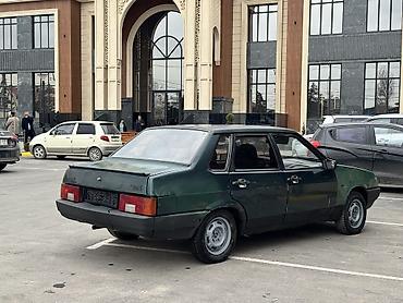 ВАЗ (ЛАДА): ВАЗ (ЛАДА) 21099: 2002 г., 1.3 л, Вариатор, Бензин, Седан — 4