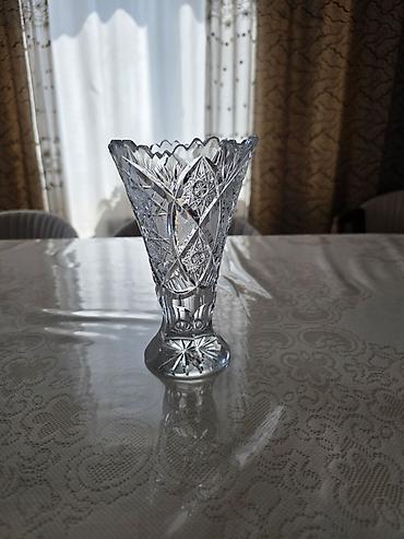 qarışqa gulu: Bir vaza, Xrustal — 1