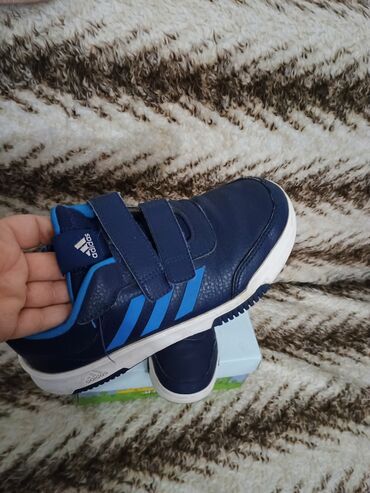 adidas papuce za decu: Adidas, Veličina - 33