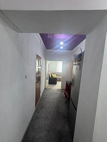 город манас: 2 комнаты, 52 м², 106 серия улучшенная, 2 этаж, Свежий ремонт — 3