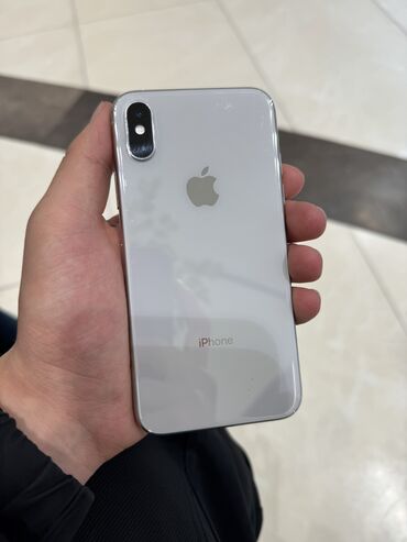 Apple iPhone: IPhone Xs, Б/у, 64 ГБ, Белый, Зарядное устройство, Защитное стекло, Чехол, 78 %