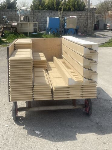 Paduqalar: Paduqa, Divar üçün, Penoplast, Ünvandan götürmə, Pulsuz çatdırılma, Ödənişli çatdırılma — 64