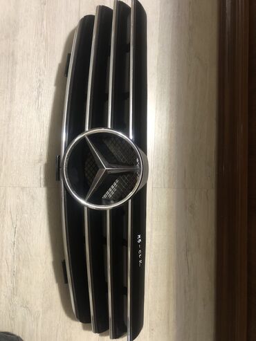 mercedes c200 в Кыргызстан | Mercedes-Benz: Решетка от mercedes benz clk w209 Подходит Для моделей